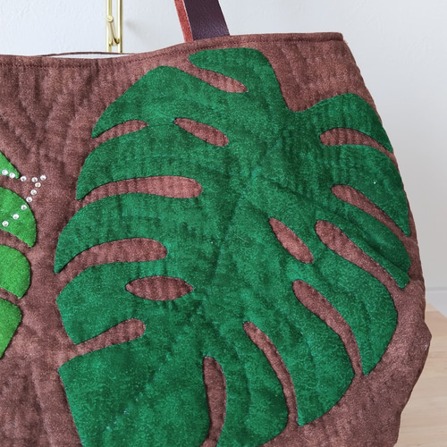 ハワイアンキルト】☆送料込み☆モンステラとキラキラプルメリアの