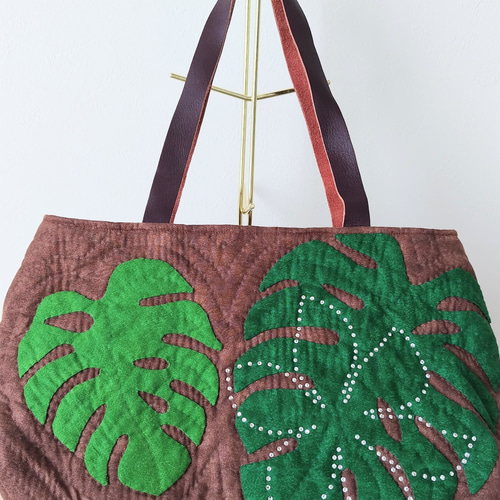 ハワイアンキルト】☆送料込み☆モンステラとキラキラプルメリアの