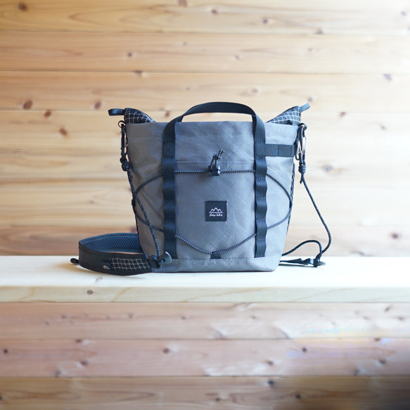 グレー・ちびハイカーサコッシュ・S/防水・登山・キャンプ