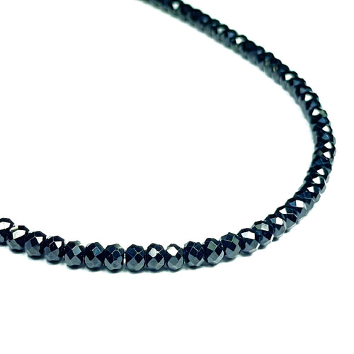 ギラギラと首元が輝きます!!】本物ブラックスピネルネックレス 5mm