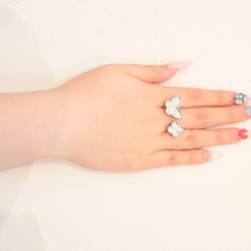 グルーデコ土台 バタフライ&クローバーリング デコパーツ ハンドメイド