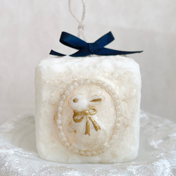 antique candle〈うさぎのカメオ〉キャンドル　ソイキャンドル　アンティーク　誕生日　プレゼント　ホワイトデー 1枚目の画像