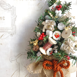 【セット割】小さな壁掛けクリスマスツリー＆ひかえめサンタのクリスマスリース 4枚目の画像