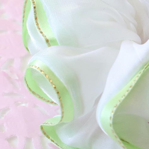 satin color chouchou ～ｻﾃﾝｶﾗｰｼｭｼｭ | flower／フラワー公式通販