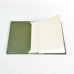 栃木レザーのA6サイズの手帳、ノート、文庫本カバー 3枚目の画像