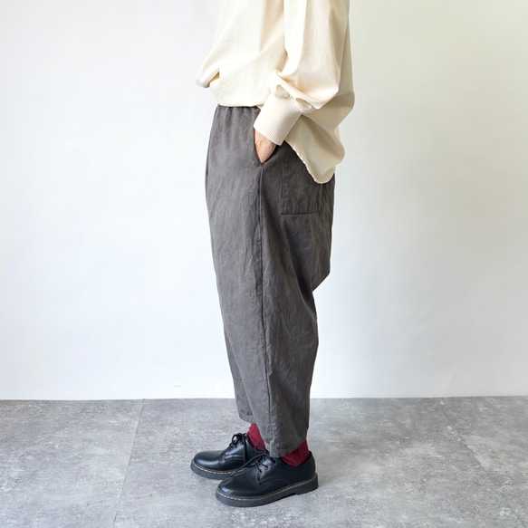 上衣打褶褲/灰色/Mikawa 紡織物 第2張的照片