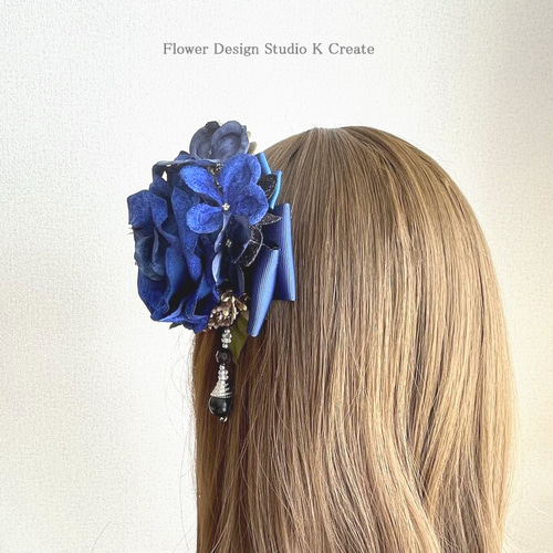 澪凛様 ご売約♡ベロア調の青い薔薇とライラックのヘアクリップ ヘア 
