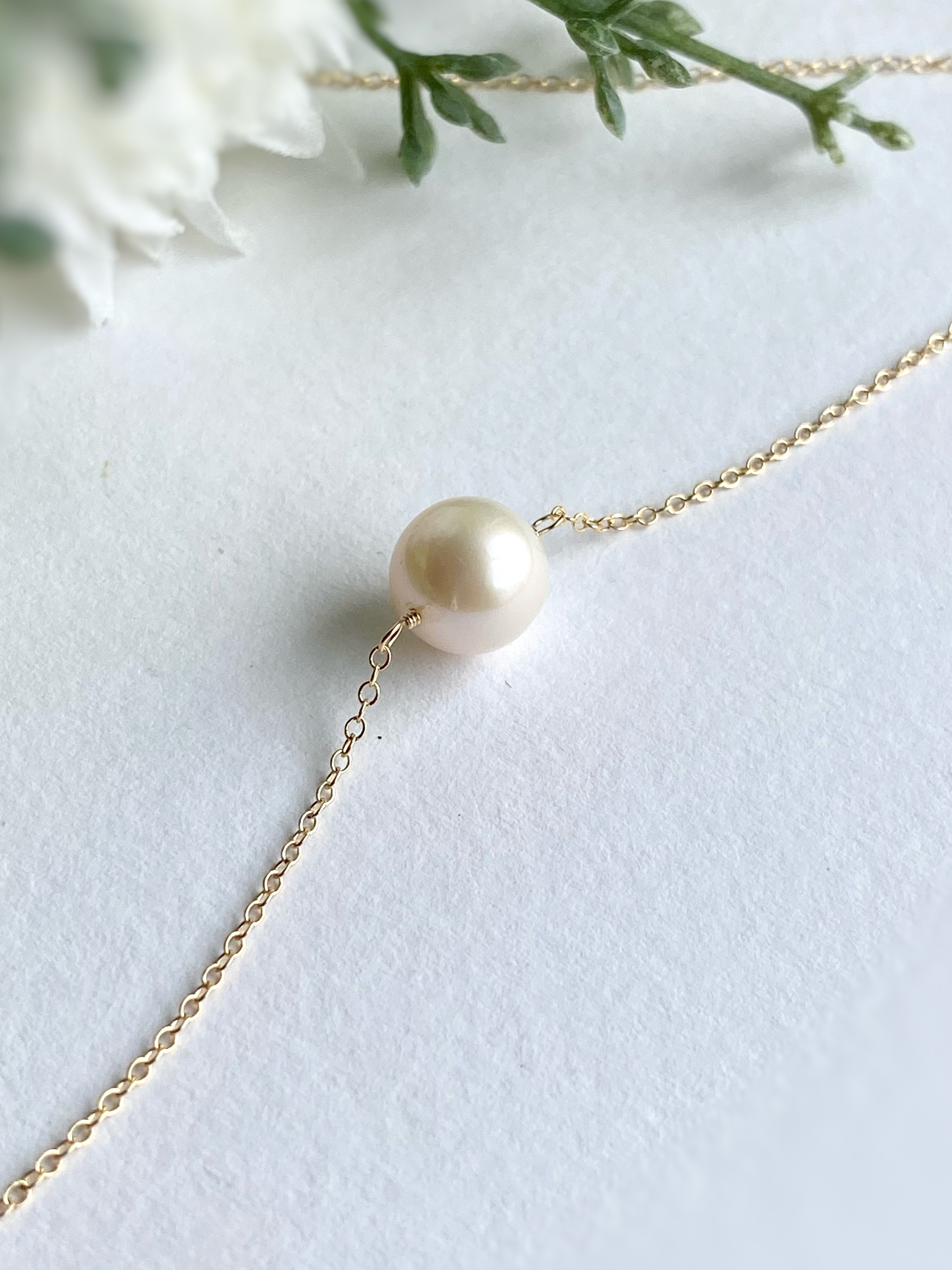 Luna 大粒淡水パールAAA’の一粒ネックレス 真珠 6月誕生石