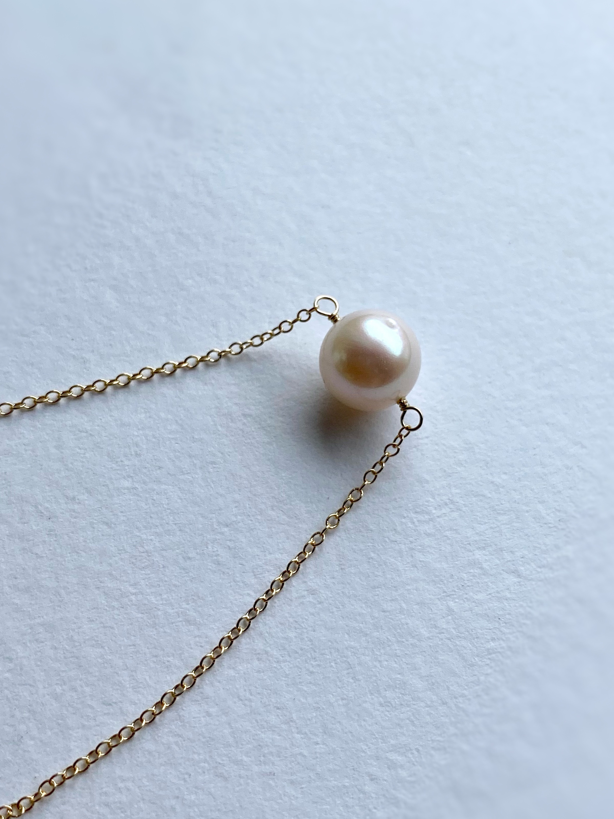 Luna 大粒淡水パールAAA’の一粒ネックレス 真珠 6月誕生石