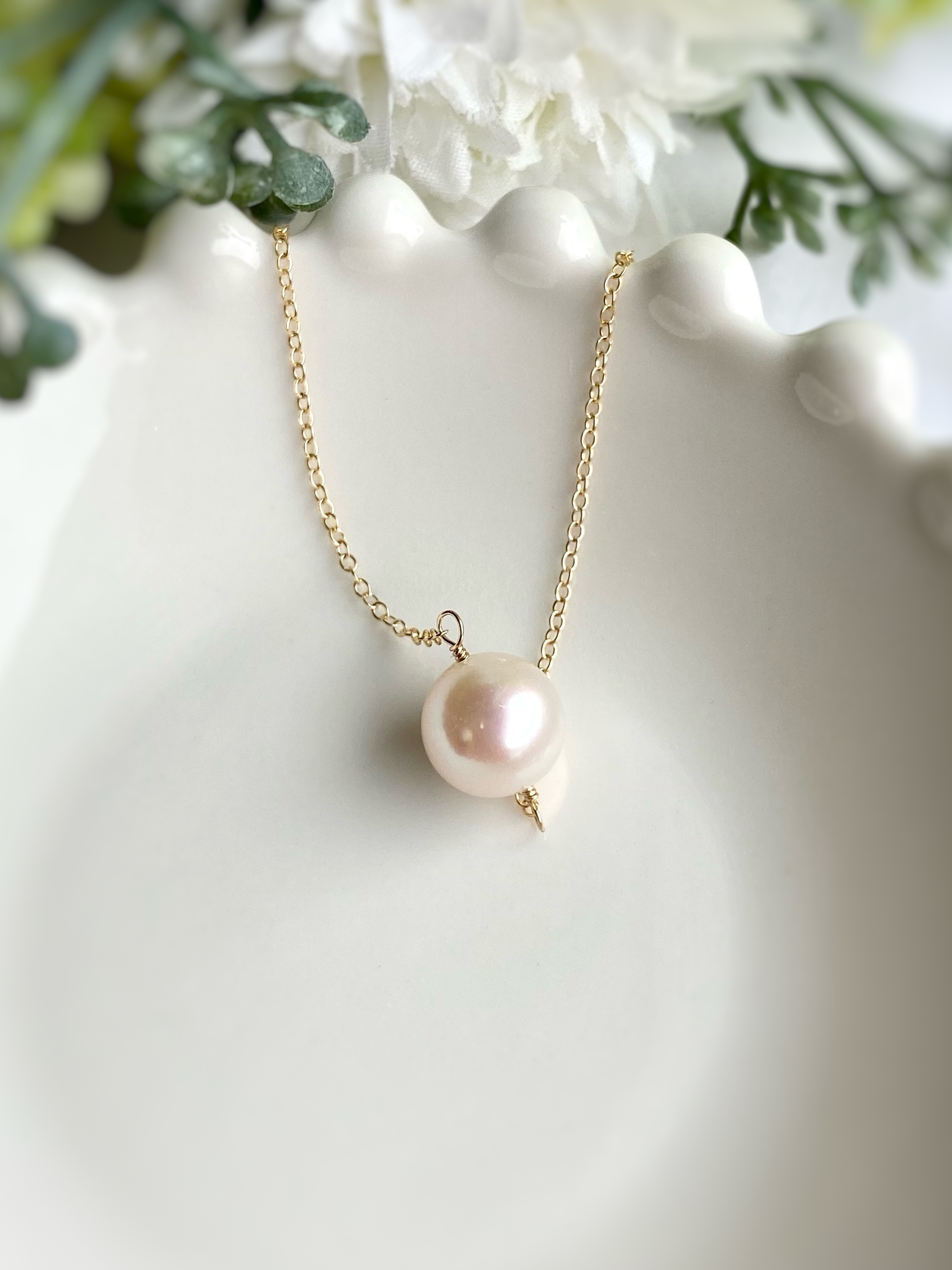 Luna 大粒淡水パールAAA’の一粒ネックレス 真珠 6月誕生石