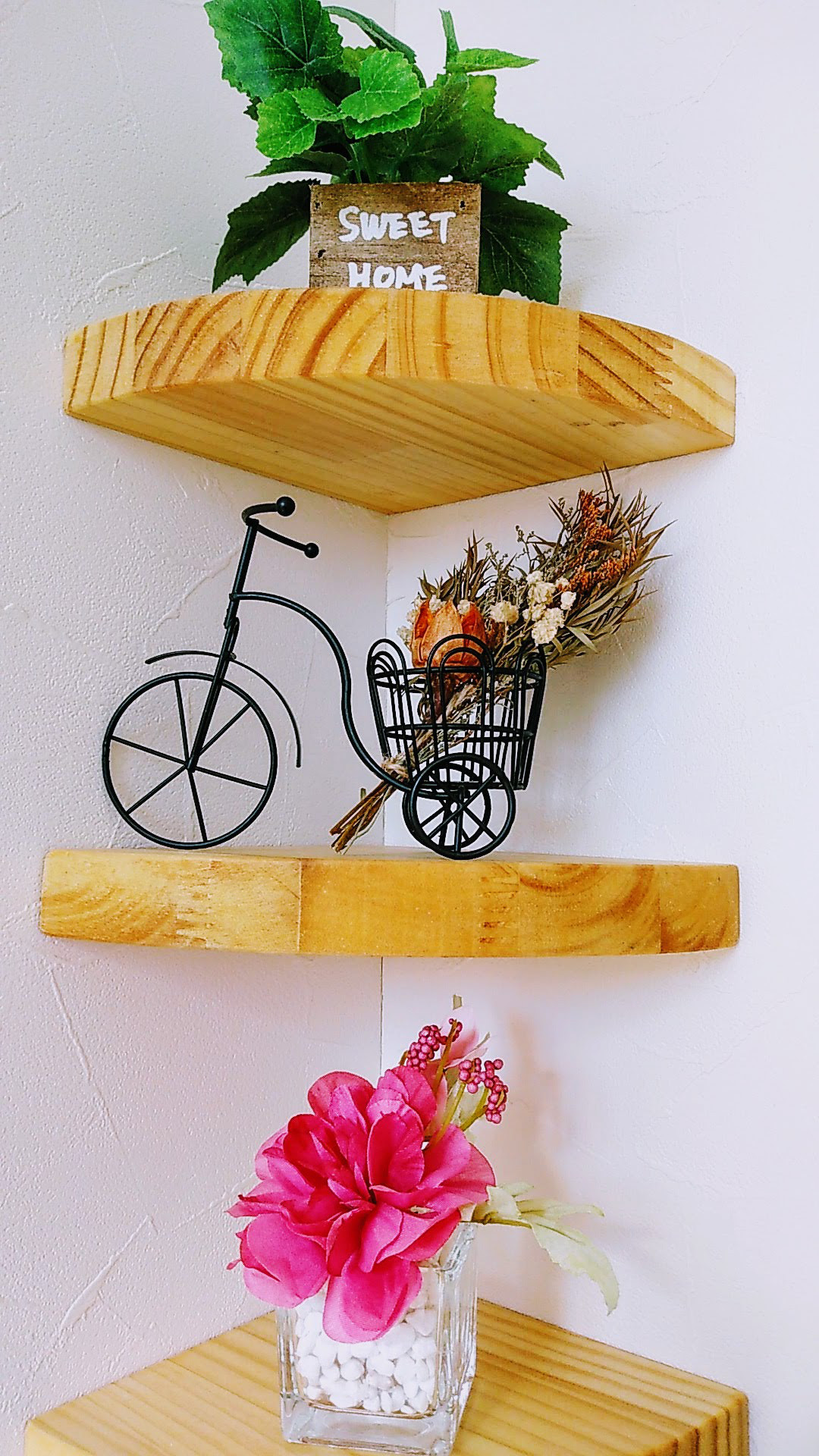 壁から生えたコーナーシェルフ　4個セット　ナチュラル