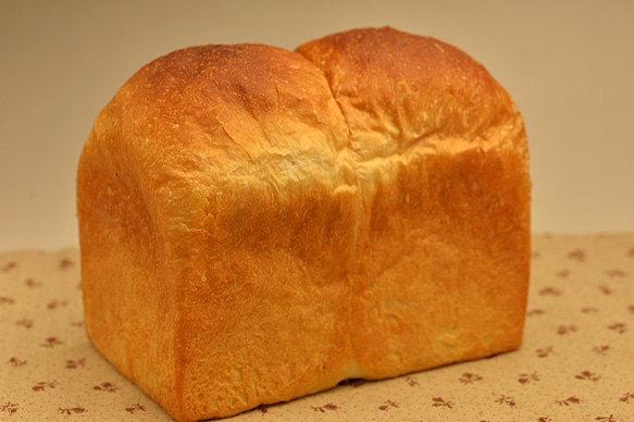 有機JAS小麦粉だけで作る・湯ごね食パン 1枚目の画像