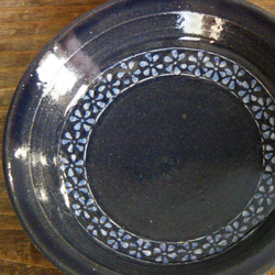 花三島紋皿（呉須） 2枚目の画像