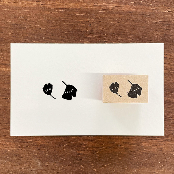 中野惠美監督插圖郵票銀杏葉秋季植物花卉郵票（a-149） 第1張的照片
