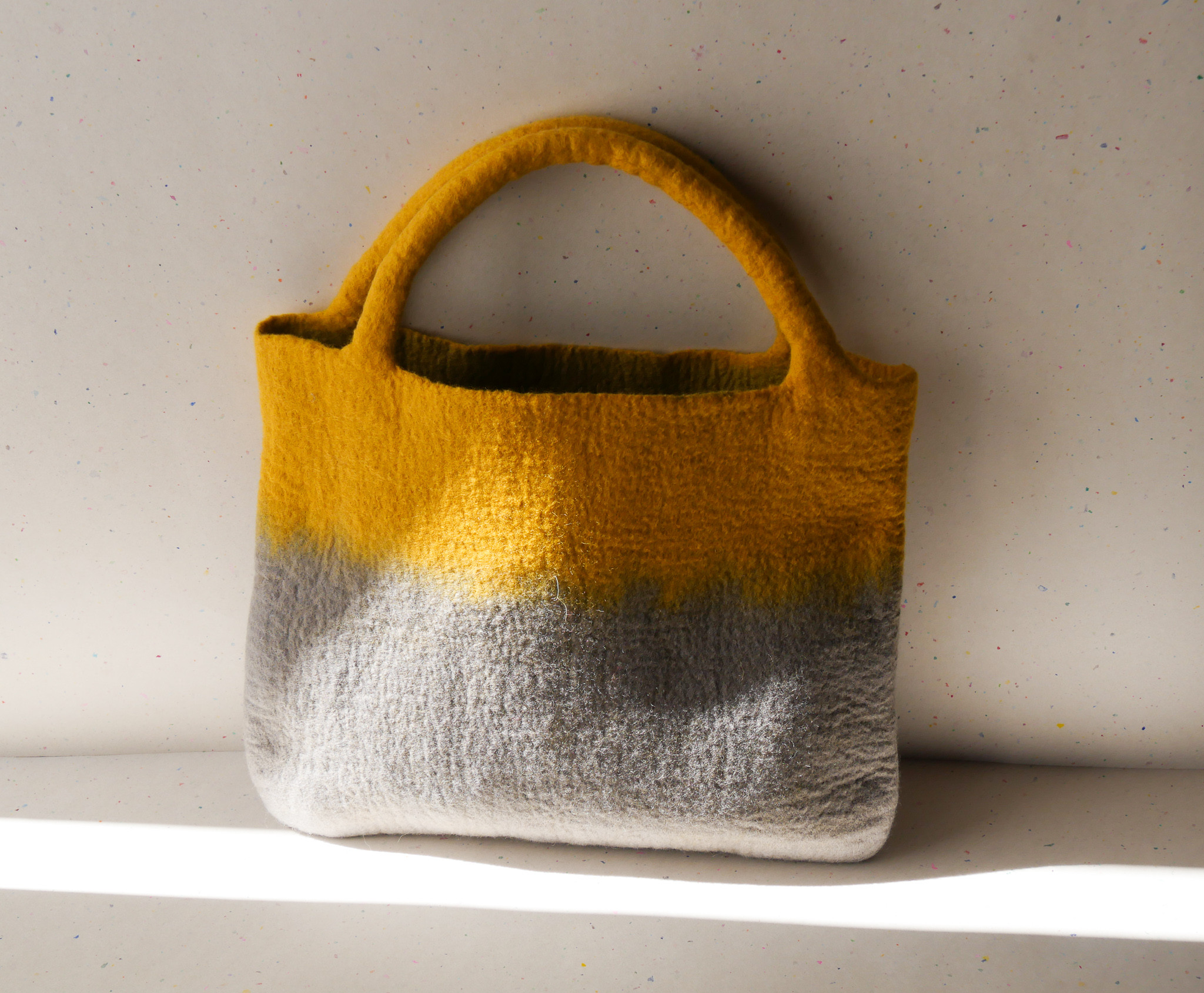 フェルトバッグ　two-tone ビビッド　スクエア