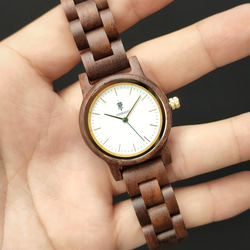 【木製腕時計】EINBAND Glanz スタイリッシュ 天然 木の時計 ウッドウォッチ クルミ【32mm】 5枚目の画像