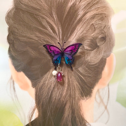幸せを招く紫の蝶のポニーフック（ユニコーンカラー） 2枚目の画像