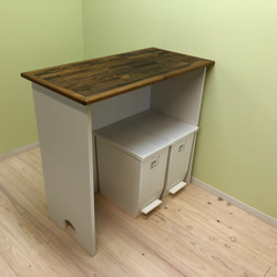 シンプルでかわいいダストボックスが収納できる キッチンカウンター　作業台 ソロウ ペダルオープン ３ケ収納可　ゴミ箱 7枚目の画像