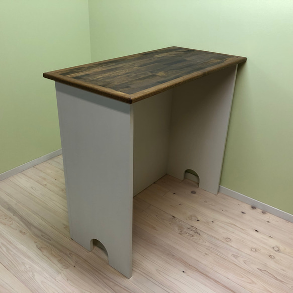 シンプルでかわいいダストボックスが収納できる キッチンカウンター　作業台 ソロウ ペダルオープン ３ケ収納可　ゴミ箱 9枚目の画像