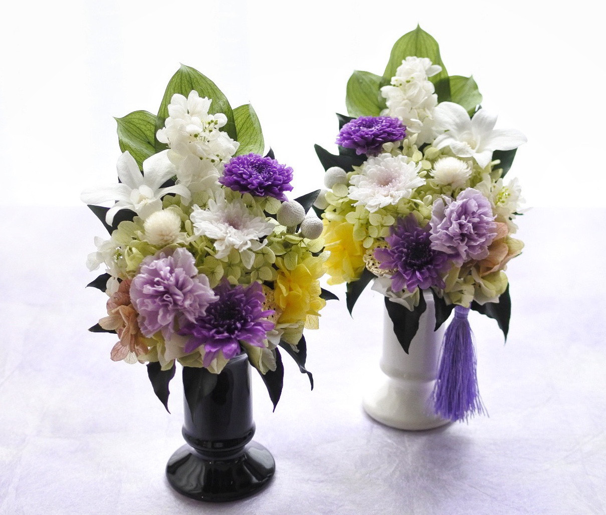 お盆　お供え花　一対　花器一体型 プリザーブドフラワー仏花　高さ30cm