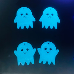 こまったおばけちゃんの青色変身イヤリング 3枚目の画像