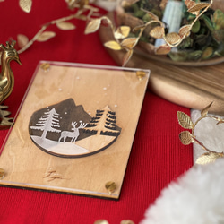 『小サイズ・冬山のトナカイ』【真鍮金具×アクリル×木のアートパネル】ご自宅やプレゼントに☆ 3枚目の画像