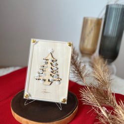 『小サイズ・クリスマスツリー』【真鍮金具×アクリル×木のアートパネル】ご自宅やプレゼントに☆ 1枚目の画像