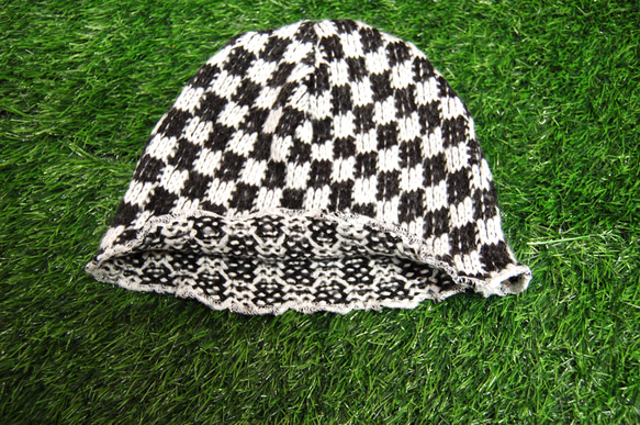 チェッカーフラッグ　ニット帽:ブラック　市松模様 7枚目の画像