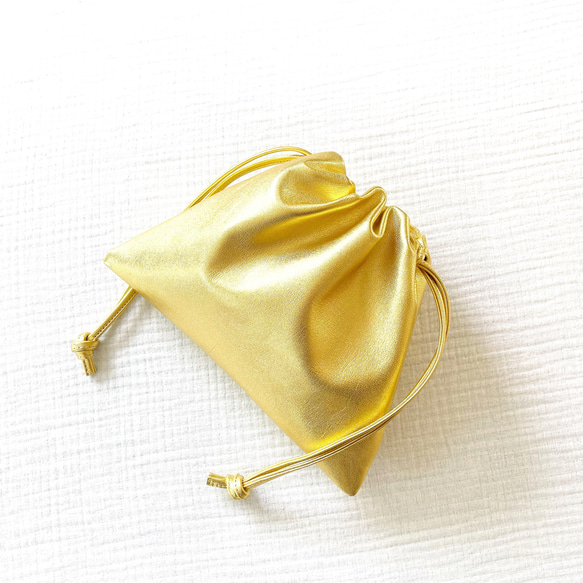 ソフトレザー巾着バッグ【ゴールド】 巾着バッグ tou. 通販 14840287