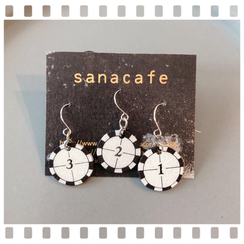 映画モチーフカウントダウンピアス/イヤリング変更可 ピアス（フック