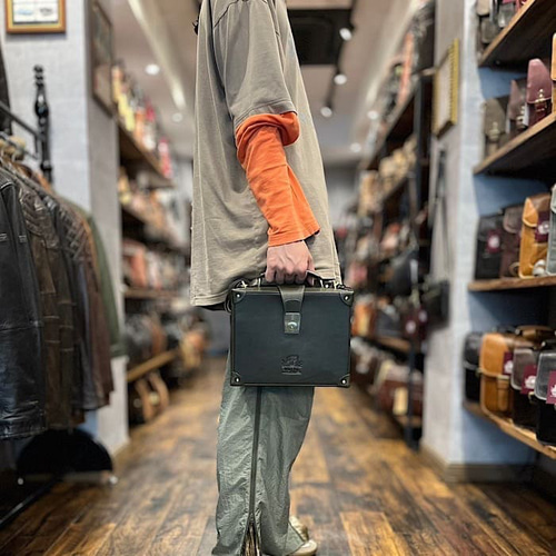 数量限定]2way Valise スモール ブリーフケース レーシンググリーン