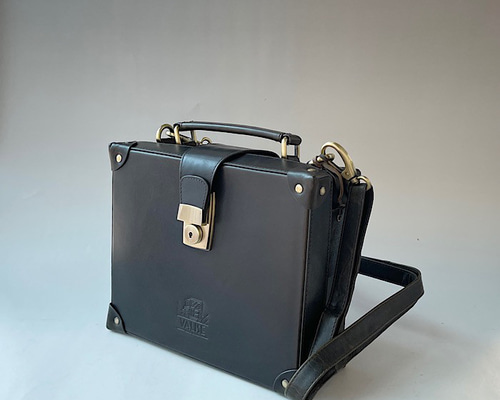 agnes b【美品】サフィアーノレザー 2way ブリーフケース ブラック PRADA】プラダ『サフィアーノレザー 2WAYブリーフケース』メンズ