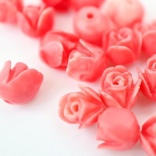 天然珊瑚 バラの形 （赤珊瑚ピアス・イヤリング African coral earring 