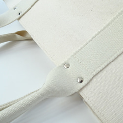 【三種顏色可選】大容量帆布手提袋 <米色> <黑色> <米白色> 第10張的照片