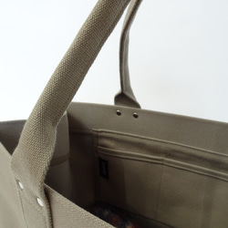 【三種顏色可選】大容量帆布手提袋 <米色> <黑色> <米白色> 第7張的照片