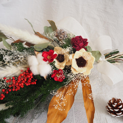 クリスマススワッグ お正月まで飾れる花束 flower swag 5枚目の画像