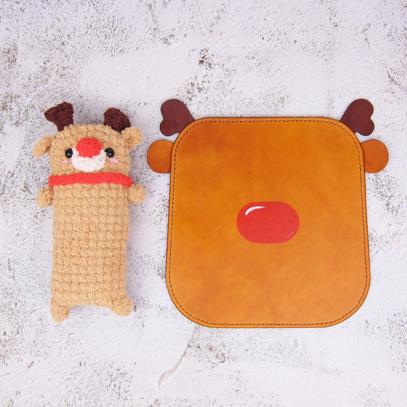 預購商品 -【FunmayXAkira明製革】紅鼻子麋鹿-滑鼠墊+手腕墊組【聖誕禮盒】 第7張的照片