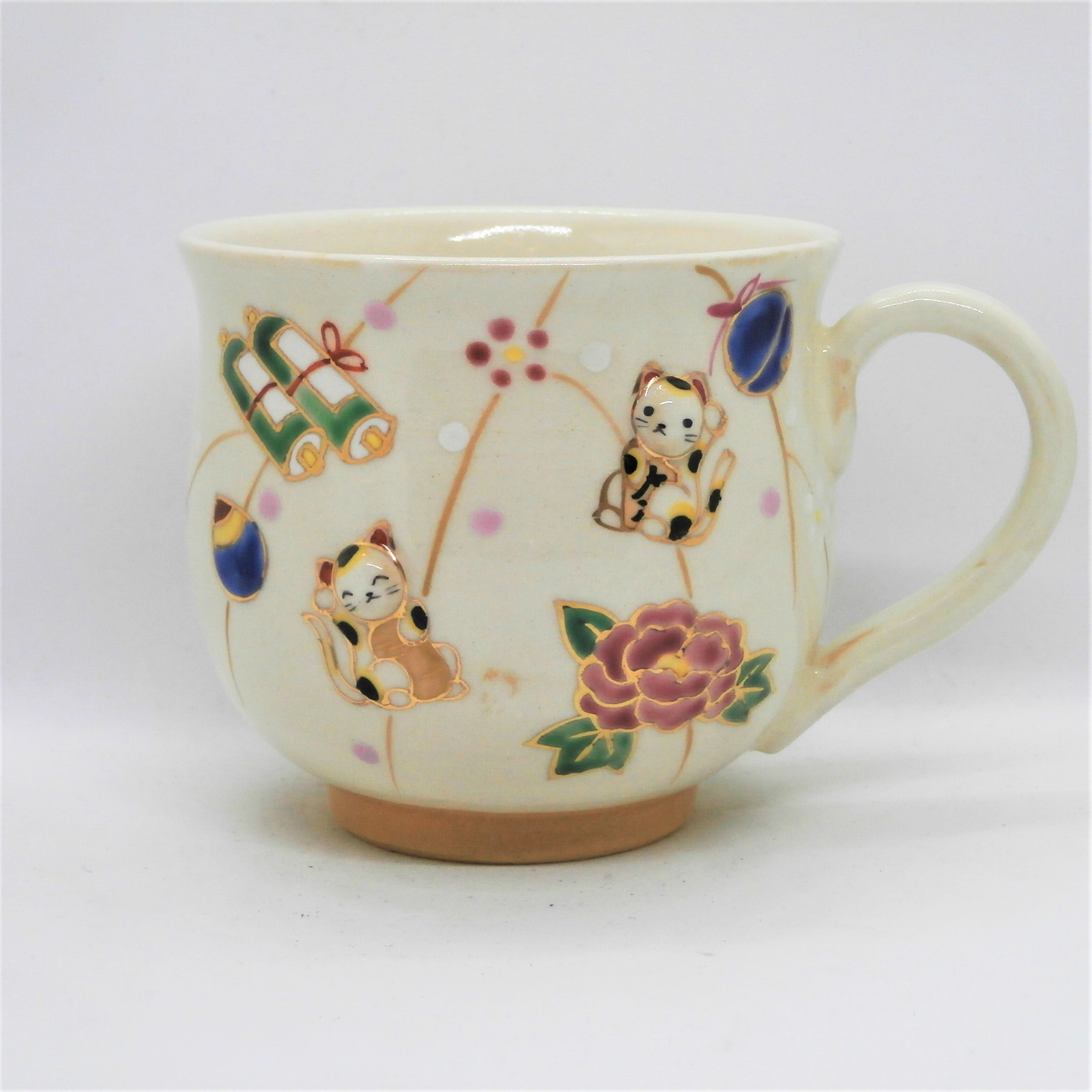 ''PUKKURI''マグ「もち花・招き猫」京焼・清水焼　京都　伝統工芸品　清水焼　ねこ　ボタン　宝尽くし