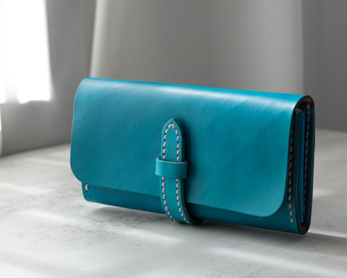 【BIMBA Y LOLA】レザー製長財布 BIMBA Y LOLA(ビンバイローラ) 長財布(レディース) - 海外通販の