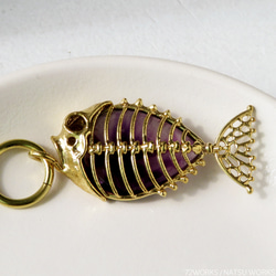 トラピッチェアメジスト フィッシュ チャーム / Trapiche Amethyst Fish charms 3枚目の画像