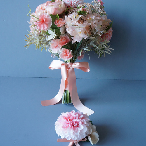 ウェディングブーケ　造花ブーケ　アーティフィシャルフラワー　カラフル　インテリア アーティフィシャルフラワーのギフトブーケ No.1（Pink