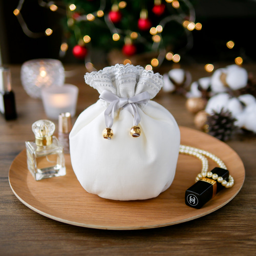 ラッピング無料》ふんわりスノーボール巾着ポーチのクリスマスコフレ