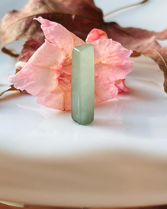 Qizhen Yubao A Goods Burmese Jade~Ice Blue Water Column~ Moistur 3枚目の画像