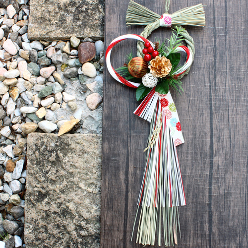 スタイリッシュモダン 本しめ縄水引紅白幸せお正月しめ縄飾り しめ縄