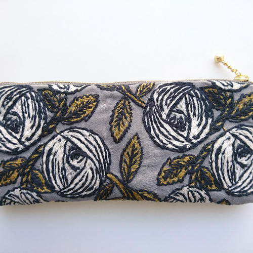 ペンケース メガネケースサイズのポーチ ミナペルホネンパッチワーク