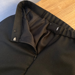ウールのフレアースカート　黒　裏地付き　サイズオーダーあり 4枚目の画像