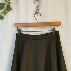 ウールのフレアースカート　黒　裏地付き　サイズオーダーあり 3枚目の画像