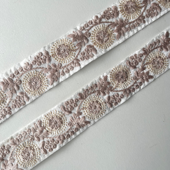 【50cm】インド刺繍リボン　ホワイト　シルク　GS470 6枚目の画像