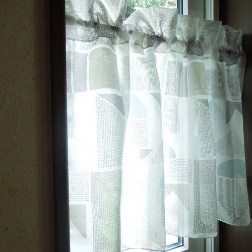 75幅×45丈：北欧モダンな幾何学模様のプリントボイルレースの