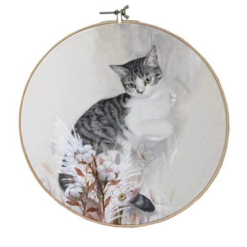 刺繍枠絵画】 後で遊んであげる、 絵画 初香 通販 14847681